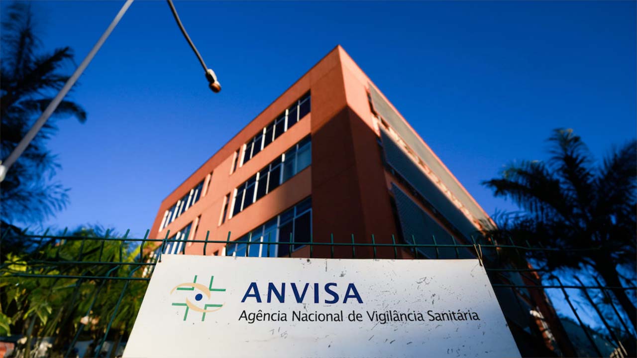 Anvisa PROÍBE o consumo de 32 suplementos alimentares de linha natural – Veja quais são e evite riscos à saúde!