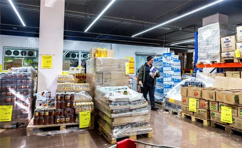 Atacadão, Assaí e Carrefour terão concorrência russa com 50 supermercados no Brasil