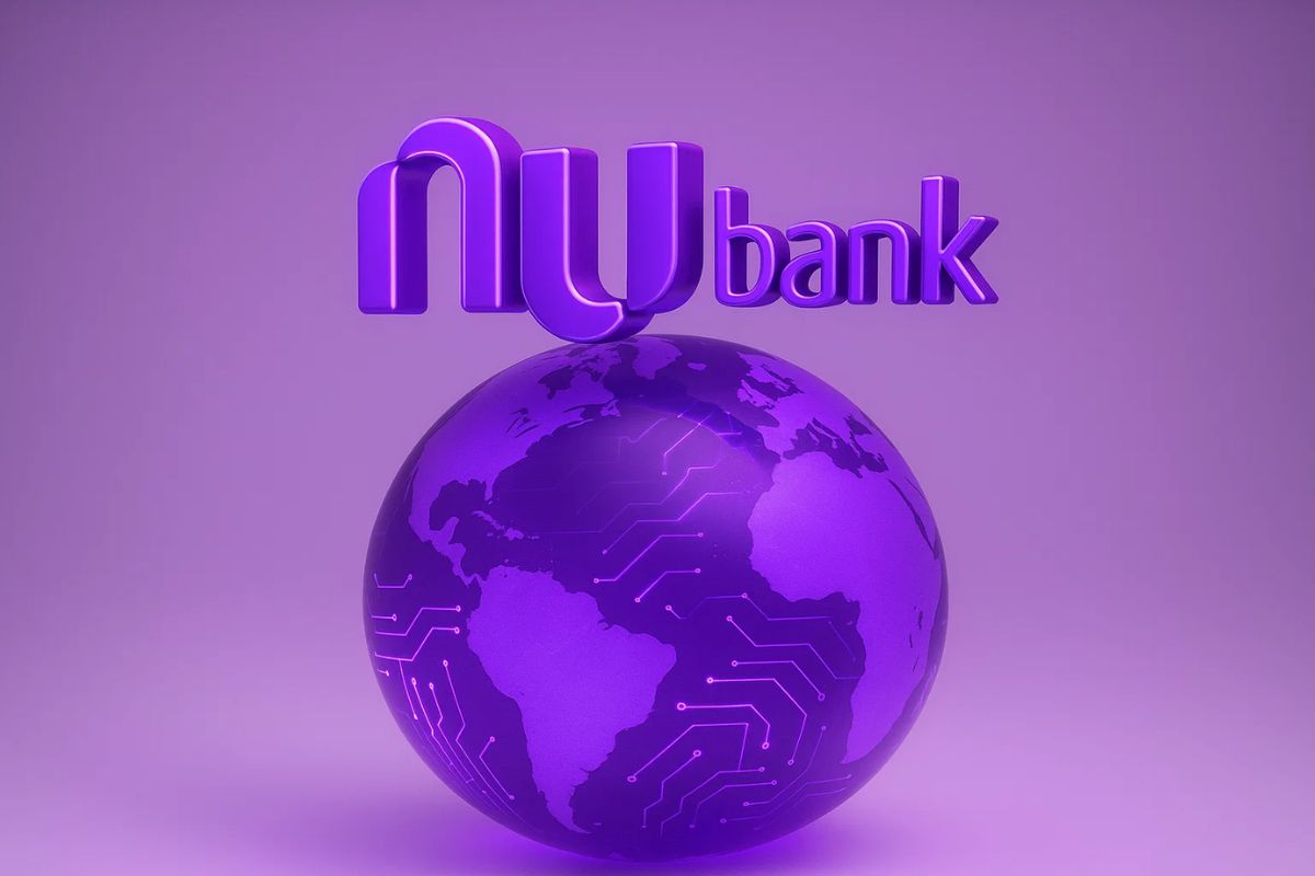 Logo do Nubank em cima do globo - tudo roxo