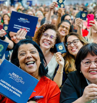 Carteira do Docente: Veja como pedir o documento e saiba os benefícios disponíveis