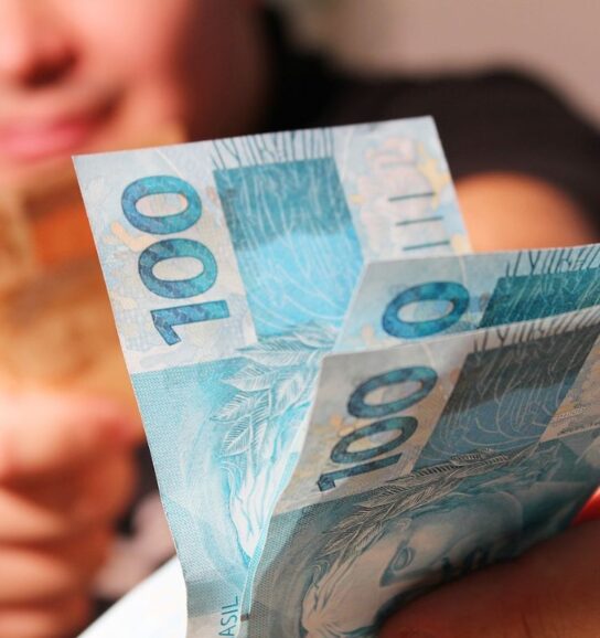 Salário mínimo 2026: R$ 109 a mais no BPC, seguro-desemprego, PIS/PASEP e +