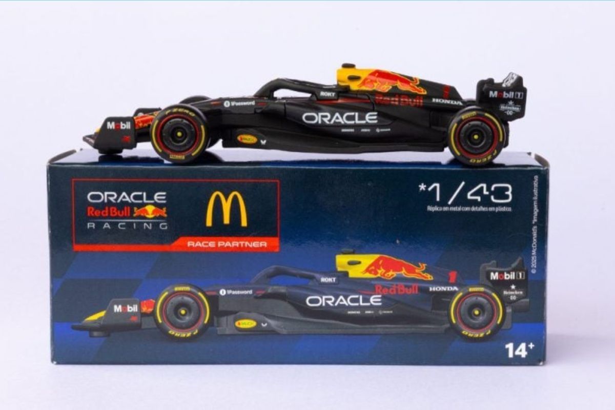 Miniatura da McDonald’s do carro de Max Verstappen