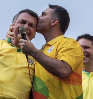 Flávio Bolsonaro: O Escolhido do Pai para 2026! Entenda a estratégia e o risco da candidatura