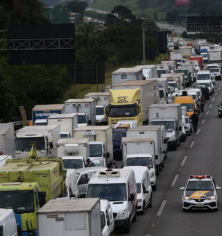 Greve dos Caminhoneiros: Movimento Não Avança e Rodovias Seguem Livres HOJE (04/12)