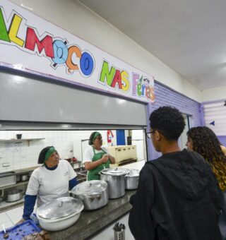 Almoço nas férias: Terminam HOJE (12) as inscrições para merendar na escola em janeiro