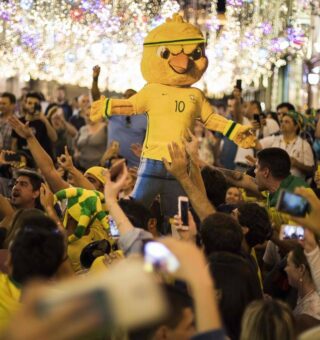 Copa do Mundo 2026: Trabalhadores terão folga nos dias de jogos do Brasil? Descubra!