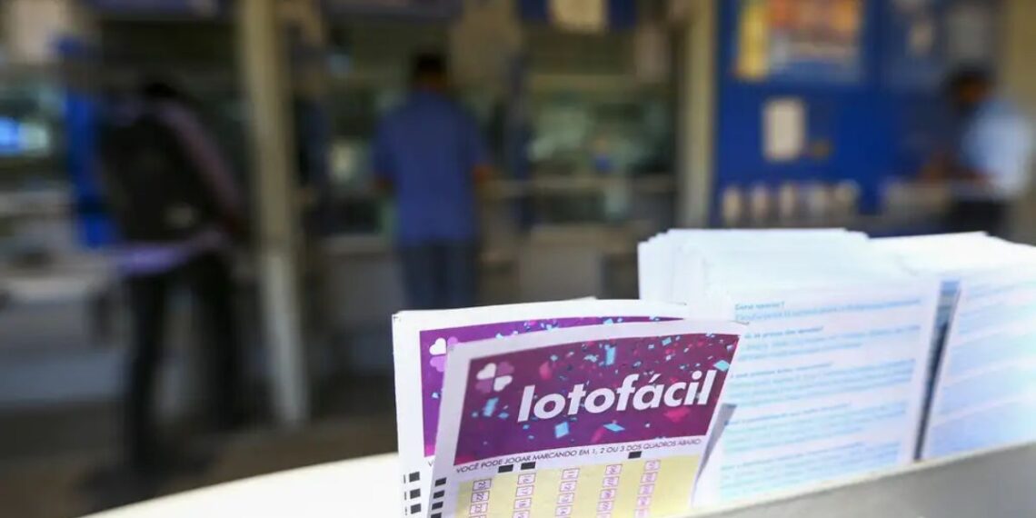 Bilhete da Lotofácil 3649
