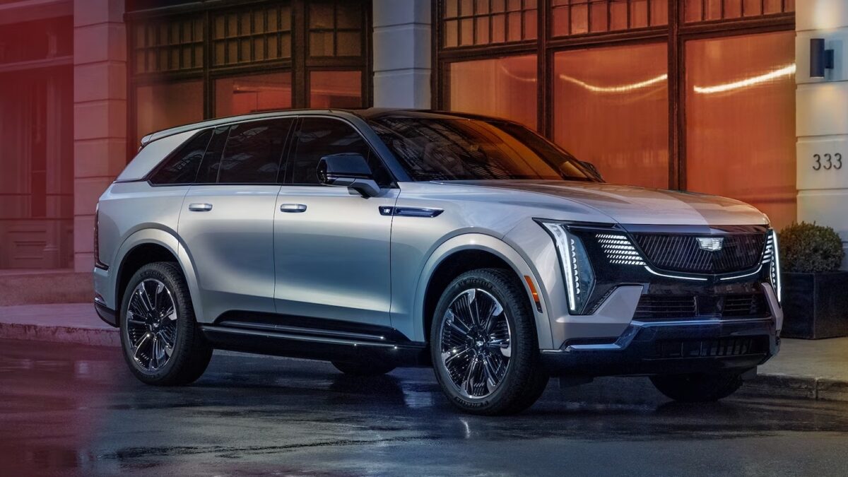SUVs de luxo da Cadillac chegam ao Brasil, mas só estarão em três capitais