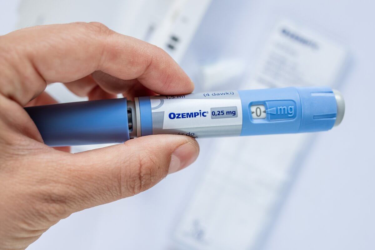Conheça os riscos do uso de Ozempic sem prescrição médica | Jovem Pan