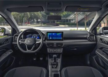 Interior do Volkswagen Tera