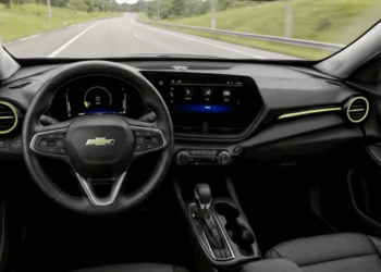 Interior do Chevrolet Tracker