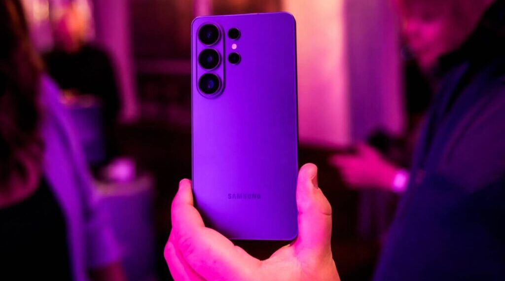 "Santander permite trocas de pontos;Itaú derruba parcelas do Galaxy S26; veja qual compensa mais "