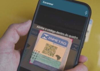 Capacetes mudam a partir de 1º de julho e regra exige atenção dos motociclistas