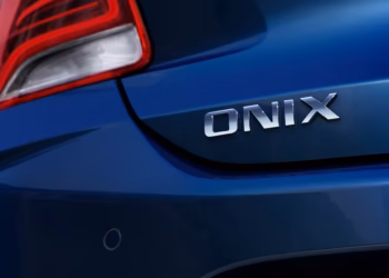 Onix entra na briga e chega ao preço de Mobi para enfrentar Polo e Argo