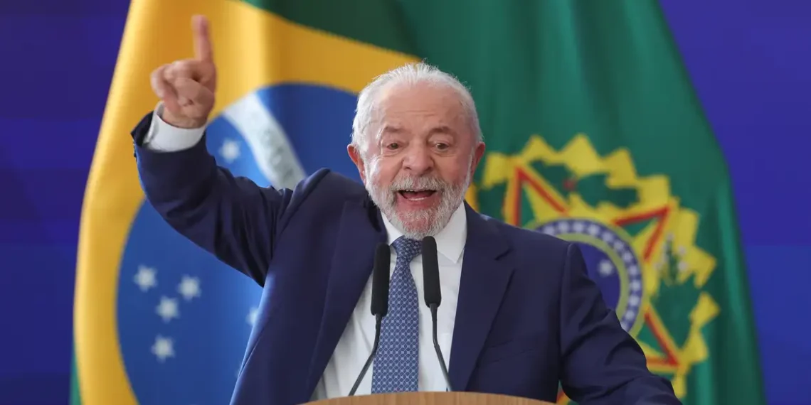 Famílias que ganham até R$ 13 mil recebem ótima notícia  do governo