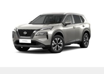 Nissan Kicks em um fundo branco