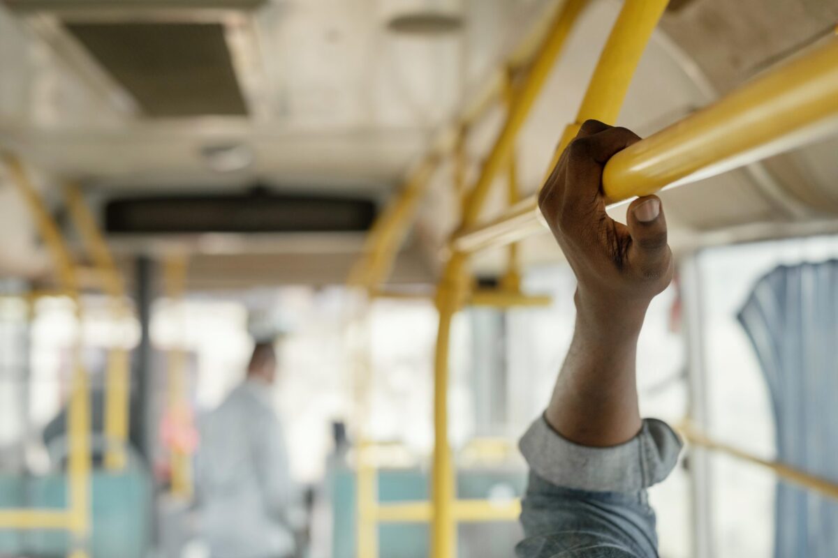Confirmado! Ônibus no Brasil passam a aceitar Pix; veja quando será o início da operação