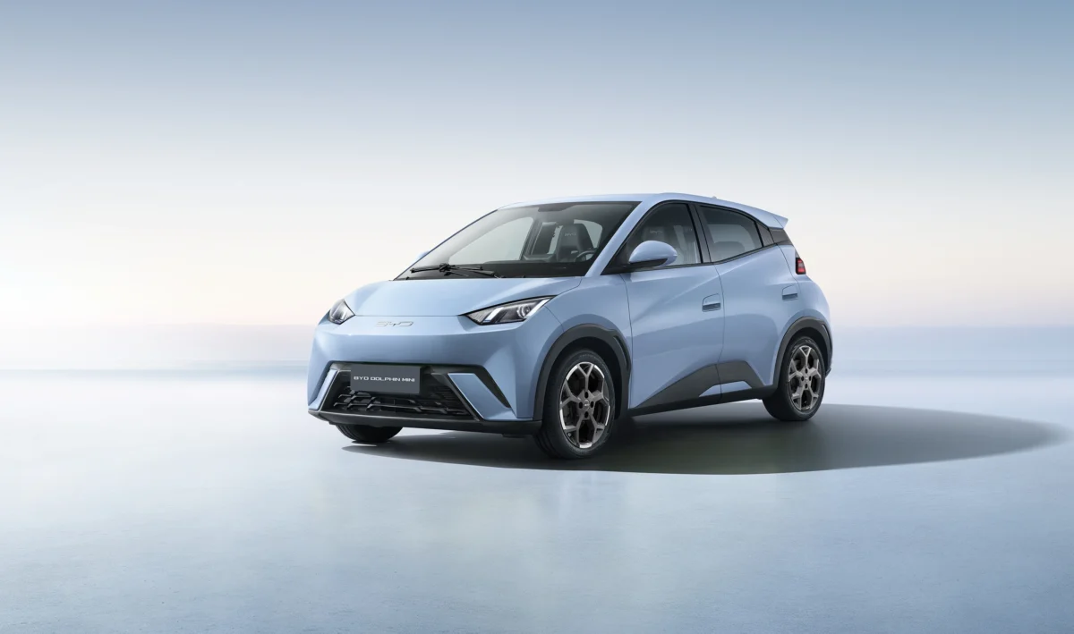BYD Dolphin Mini tem queda de R$ 35 mil e parcelas abaixo de R$ 1000 em maio