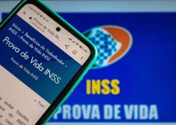Aposentados recebem alerta urgente sobre Prova de Vida do INSS