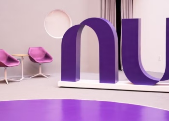 Nubank envia notificação aos clientes após pressão do Banco Central