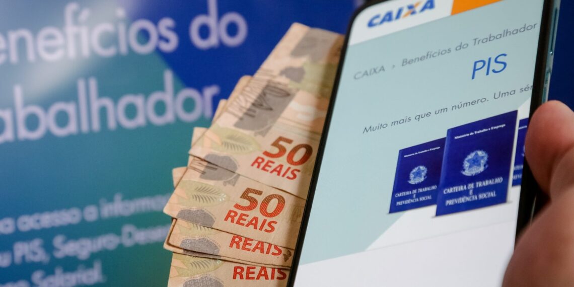 Ministério do Trabalho confirma: abono salarial PIS/PASEP de até R$ 1.621,00 foi liberado e nascidos em maio e junho já podem sacar pelo Caixa Tem