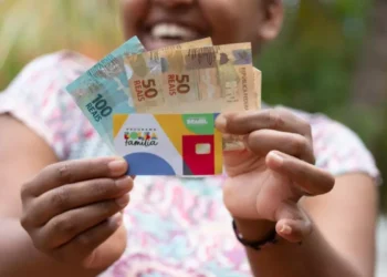 CONFIRMADO: Bolsa Família libera R$ 800 em junho