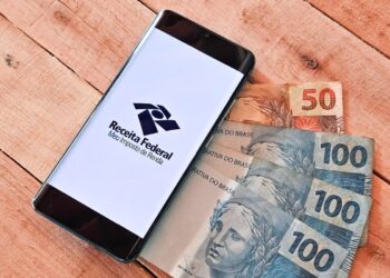 Quem ganha salário mínimo precisa declarar Imposto de Renda? Saiba a verdade!