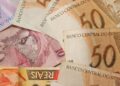 Salário mínimo de R$ 2.407 chama atenção em estado brasileiro enquanto piso nacional é R$ 1.621