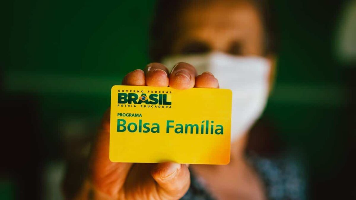 E, agora? Bolsa Família de 2027 em risco com nova exigência do governo