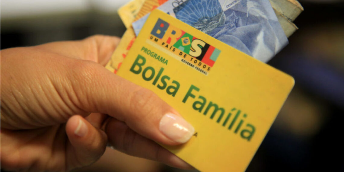 Pagamentos do Bolsa Família serão interrompidos hoje (29/05)