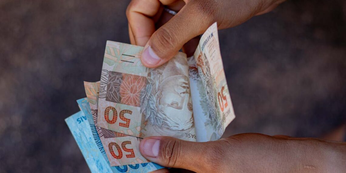 Acessa a Caixa: Governo autoriza pagamento de R$ 678,01 nesta quarta-feira, 20/05)