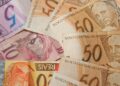 Notas de R$ 100 e 50 do Pis/Pasep