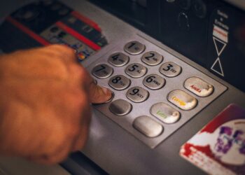 Investigação automática do governo coloca sua conta bancária em risco