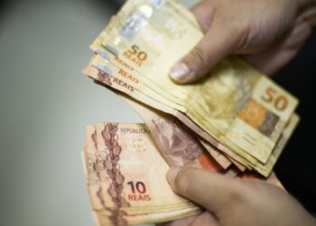Caixa Econômica pode pagar indenização a descendentes de escravizados no Brasil