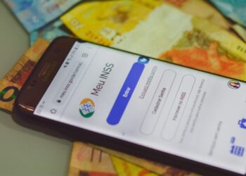 INSS confirma novos descontos na folha após liberar benefício para aposentados
