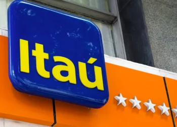 Justiça multa Itaú em R$ 25 mil após denúncia envolvendo idosos