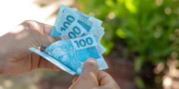 Acréscimo de 6% no salário mínimo para o segundo semestre de 2026 empolga brasileiros