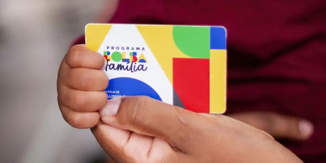 Governo reforça controle do Bolsa Família e deixa beneficiários em pânico