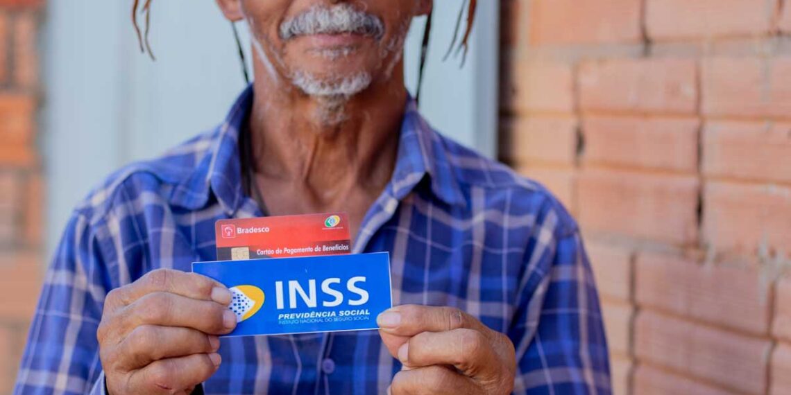 Aposentados do Brasil podem ganhar mais do INSS; entenda como isso pode acontecer
