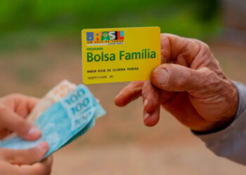 Fazer empréstimo cancela o Bolsa Família? Entenda a regra do governo