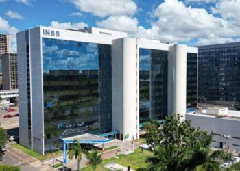 INSS interromperá atendimentos em breve; aposentados devem ficar atentos