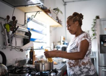 Como a dona de casa pode garantir aposentadoria do INSS