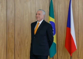 Brasil libera benefícios vitalícios para ex-presidentes; lista chama a atenção