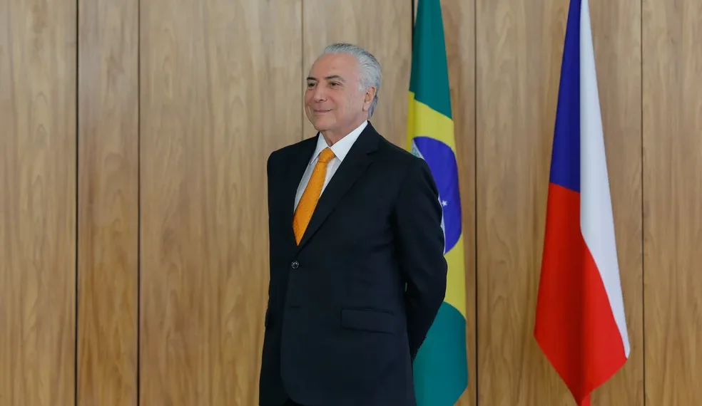 Brasil libera benefícios vitalícios para ex-presidentes; lista chama a atenção