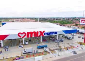 Portas fechadas: O motivo que levou gigante dos supermercados a encerrar atividades de 28 lojas