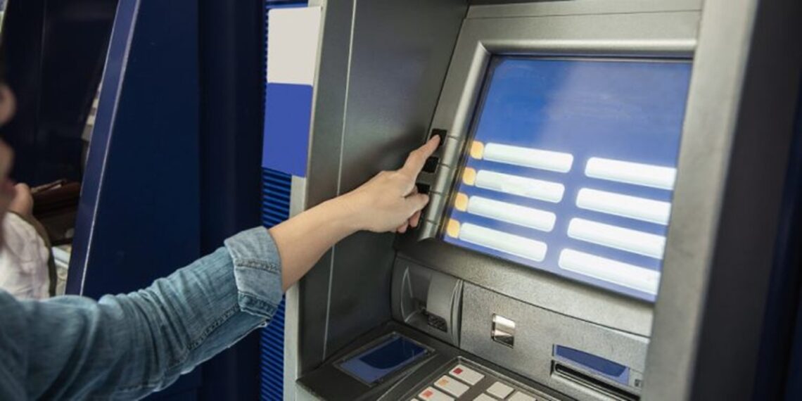 Fim dos caixas eletrônicos