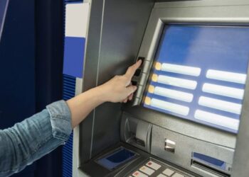 Fim dos caixas eletrônicos