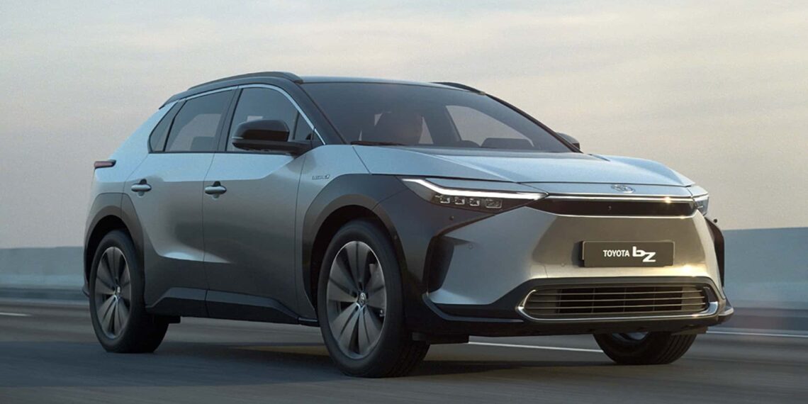 Toyota lança primeiro carro elétrico no Brasil; nome e preço são revelados