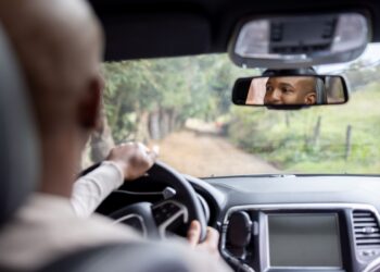 Atenção, motoristas: falta dessas placas pode render multa sem aviso prévio
