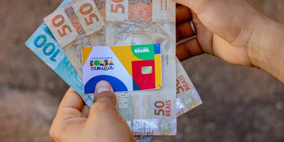 Governo liberou quase R$ 50 milhões para o 13º do Bolsa Família? Descubra a verdade!